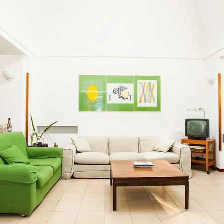 Sarabanda Vila *